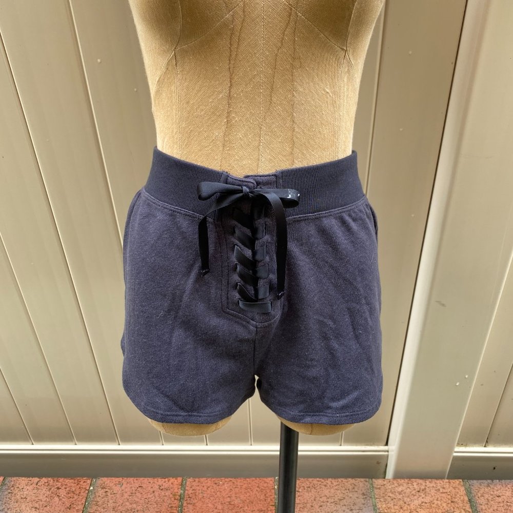 Spiritual Gangster Lace-up Shorts